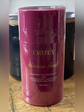 TRULY Beauty Unicorn Fruit Aluminum-Free Deodorant 3oz - BRAND NEW/ SEALED ✨🩷